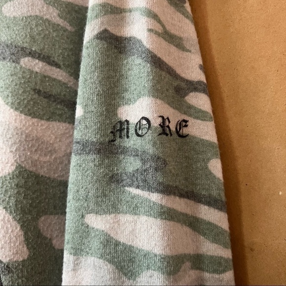 Lauren Moshi | Simone Love More Rose Camo Crew Neck Pullover Sweatshirt Size L - Picture 6 of 11